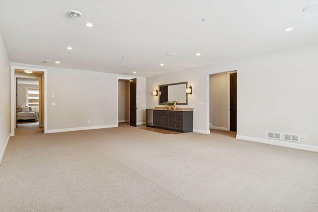 15710 Highwood Drive, Minnetonka, MN 55345