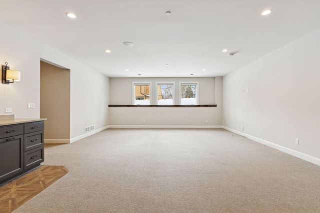 15710 Highwood Drive, Minnetonka, MN 55345