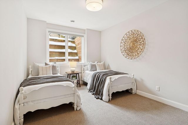 15710 Highwood Drive, Minnetonka, MN 55345