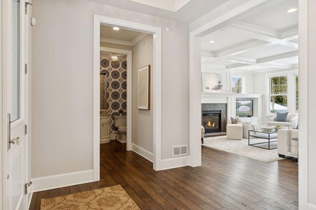 15710 Highwood Drive, Minnetonka, MN 55345