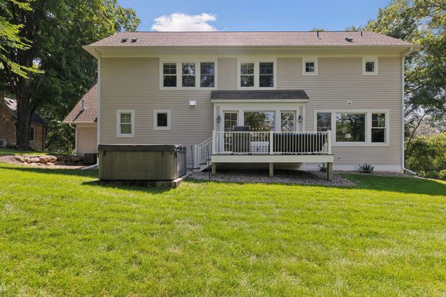 15710 Highwood Drive, Minnetonka, MN 55345