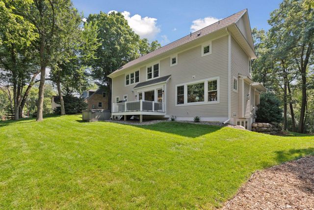 15710 Highwood Drive, Minnetonka, MN 55345