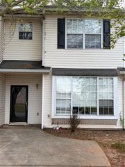 2371 Brianna Drive, Hampton, GA 30228