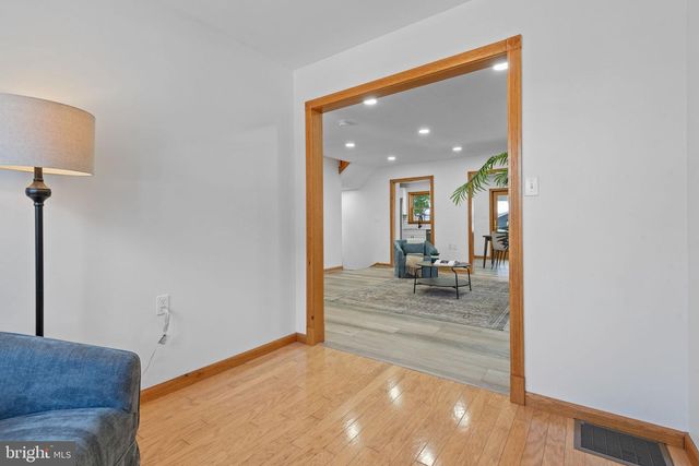 407 MARKET ST, Lykens, PA 17048