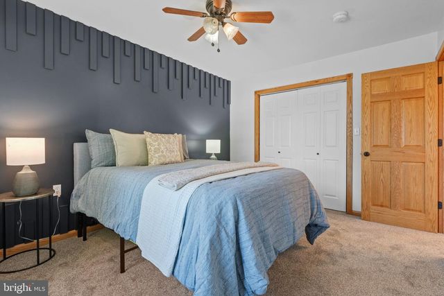 407 MARKET ST, Lykens, PA 17048