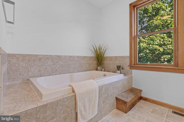 407 MARKET ST, Lykens, PA 17048