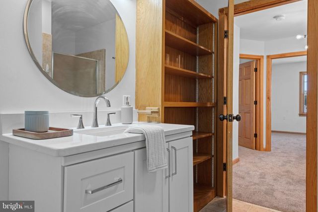 407 MARKET ST, Lykens, PA 17048