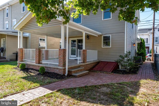 407 MARKET ST, Lykens, PA 17048