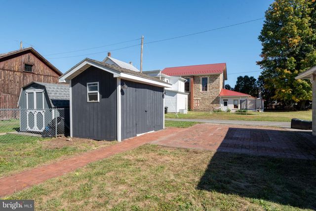 407 MARKET ST, Lykens, PA 17048