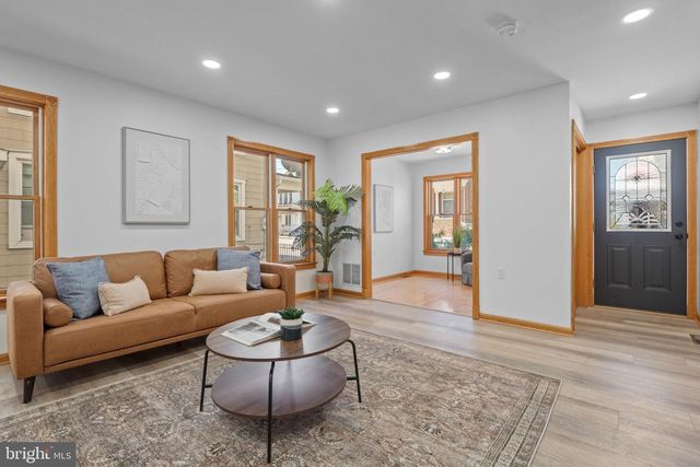 407 MARKET ST, Lykens, PA 17048