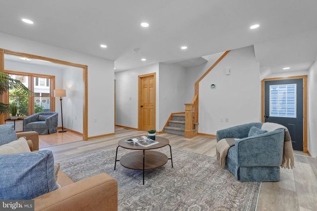 407 MARKET ST, Lykens, PA 17048