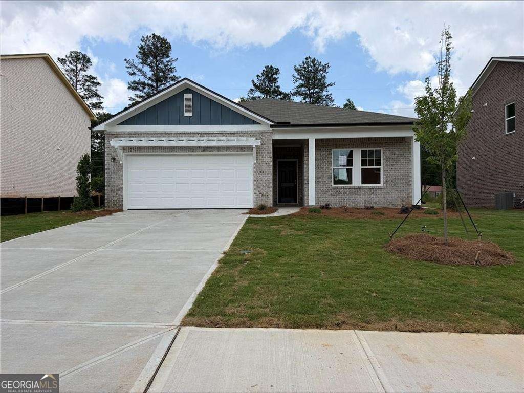 129 Maison Drive, Mcdonough, GA 30253