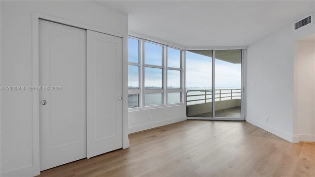 555 NE 34th Street 401, Miami, FL 33137