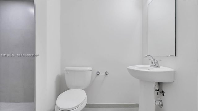 555 NE 34th Street 401, Miami, FL 33137