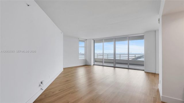 555 NE 34th Street 401, Miami, FL 33137