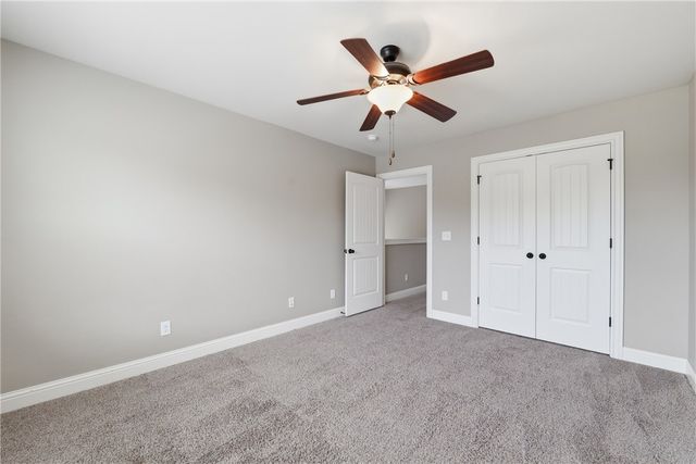 5206 S 62nd Street, Rogers, AR 72758