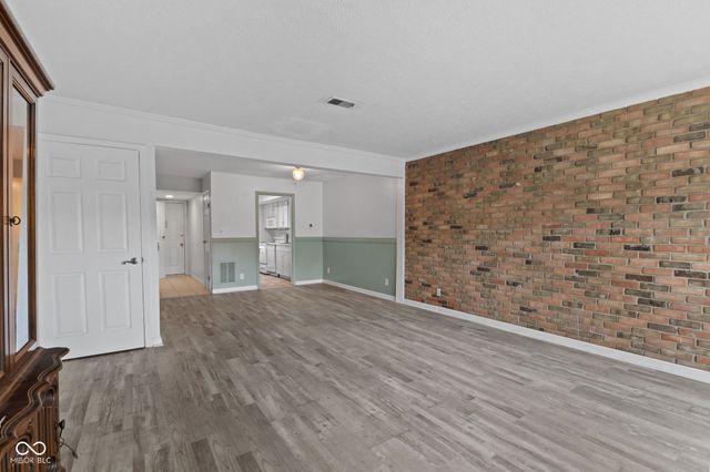 7453 Country Brook Drive, Indianapolis, IN 46260