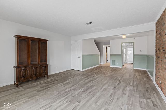 7453 Country Brook Drive, Indianapolis, IN 46260