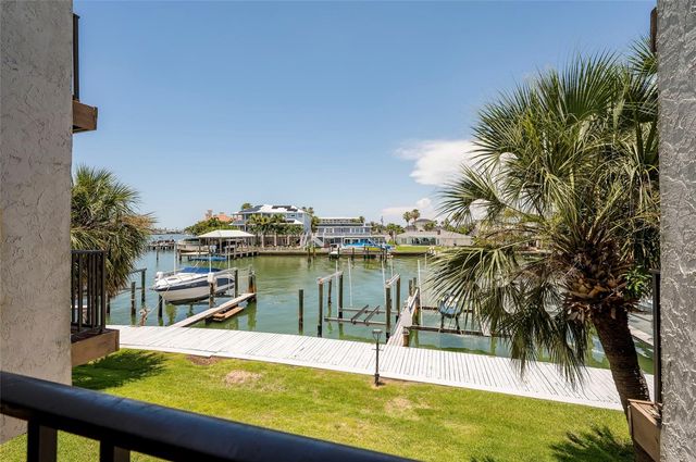 218 SKIFF POINT, Clearwater Beach, FL 33767