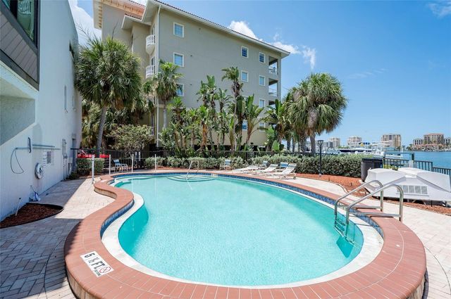 218 SKIFF POINT, Clearwater Beach, FL 33767