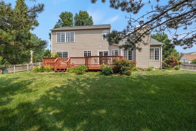 1650 Charlotte Circle, Naperville, IL 60564