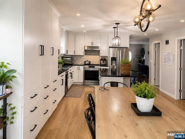 18 Madison, North Arlington, NJ 07031