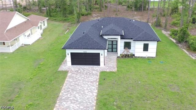 1202 Wellington AVE, Lehigh Acres, FL 33972