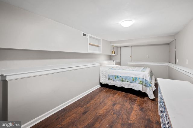 808 S LINWOOD AVE, Baltimore, MD 21224