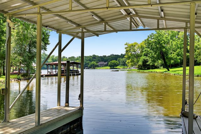 214 Bluegrass Dr, Hendersonville, TN 37075