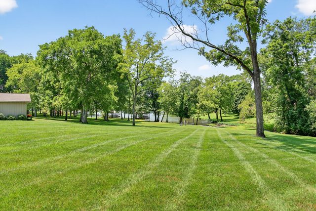 214 Bluegrass Dr, Hendersonville, TN 37075