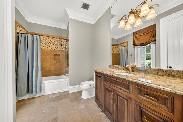 214 Bluegrass Dr, Hendersonville, TN 37075