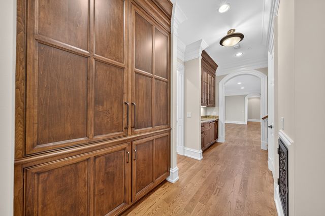 214 Bluegrass Dr, Hendersonville, TN 37075