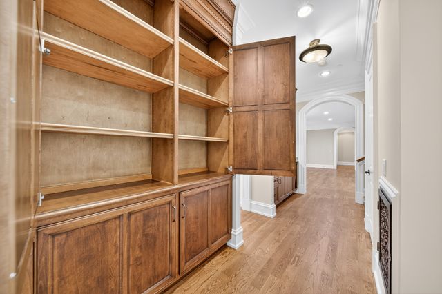 214 Bluegrass Dr, Hendersonville, TN 37075