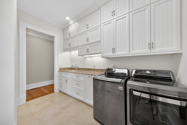 214 Bluegrass Dr, Hendersonville, TN 37075