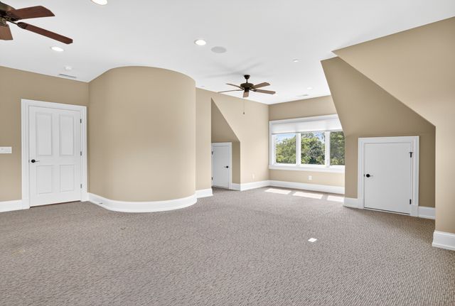 214 Bluegrass Dr, Hendersonville, TN 37075