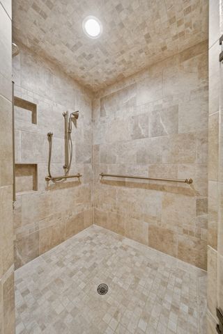 214 Bluegrass Dr, Hendersonville, TN 37075