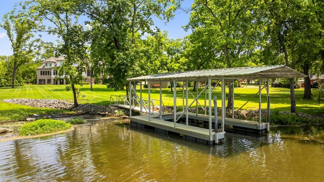 214 Bluegrass Dr, Hendersonville, TN 37075