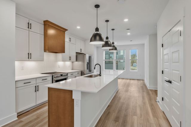 213 Harmony Aly, Nashville, TN 37207