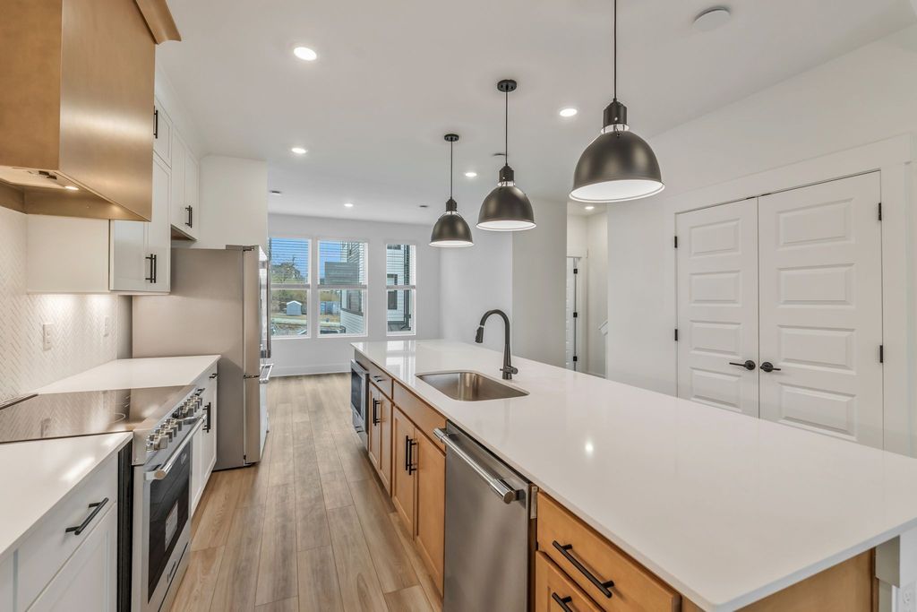 213 Harmony Aly, Nashville, TN 37207