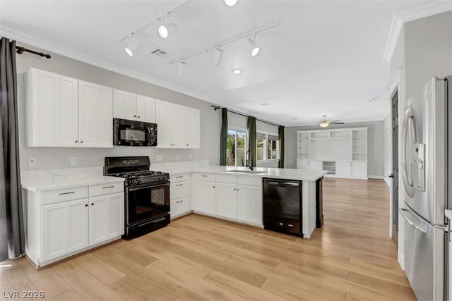 71 La Laguna Street, Henderson, NV 89012
