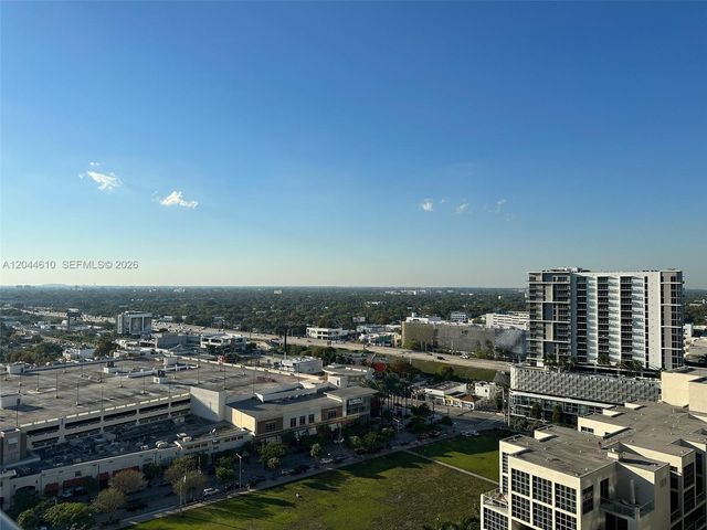 121 NE 34th St 1915, Miami, FL 33137