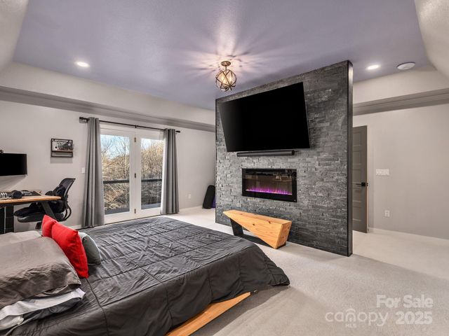 1591 Chestnut Flats Lane, Waynesville, NC 28786