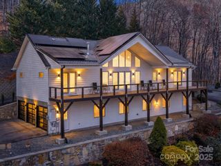 1591 Chestnut Flats Lane, Waynesville, NC 28786