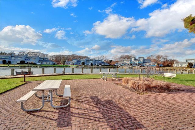 210 Fairharbor Drive 210, Patchogue, NY 11772