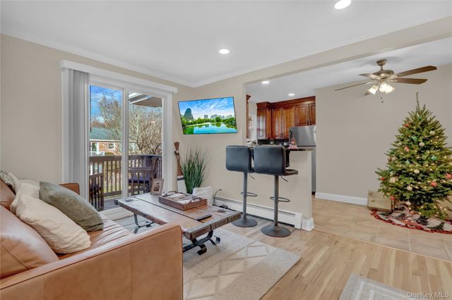 210 Fairharbor Drive 210, Patchogue, NY 11772