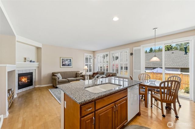 11708 238th Place NE, Redmond, WA 98053