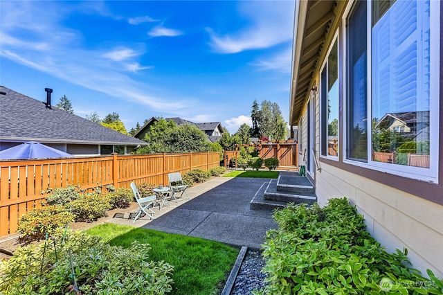 11708 238th Place NE, Redmond, WA 98053