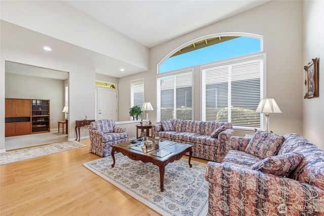 11708 238th Place NE, Redmond, WA 98053