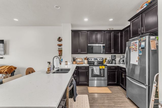 961 W CYAN VALLEY WAY, Bluffdale, UT 84065