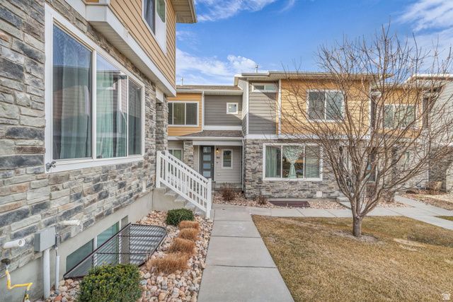 961 W CYAN VALLEY WAY, Bluffdale, UT 84065
